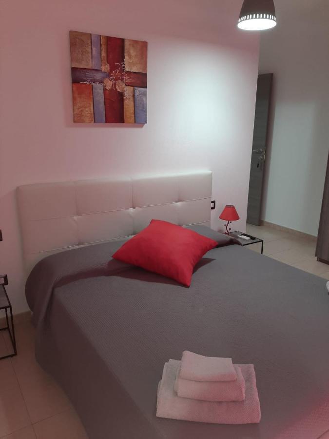 Guesthouse Loru Сесту Экстерьер фото