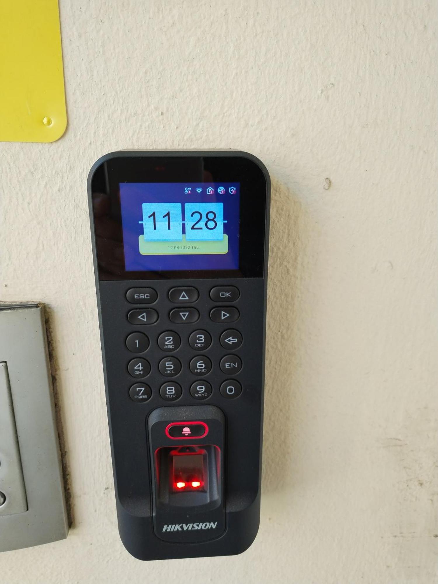 Guesthouse Loru Сесту Экстерьер фото
